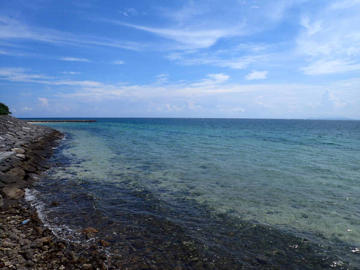 波止間島の港の東海岸
