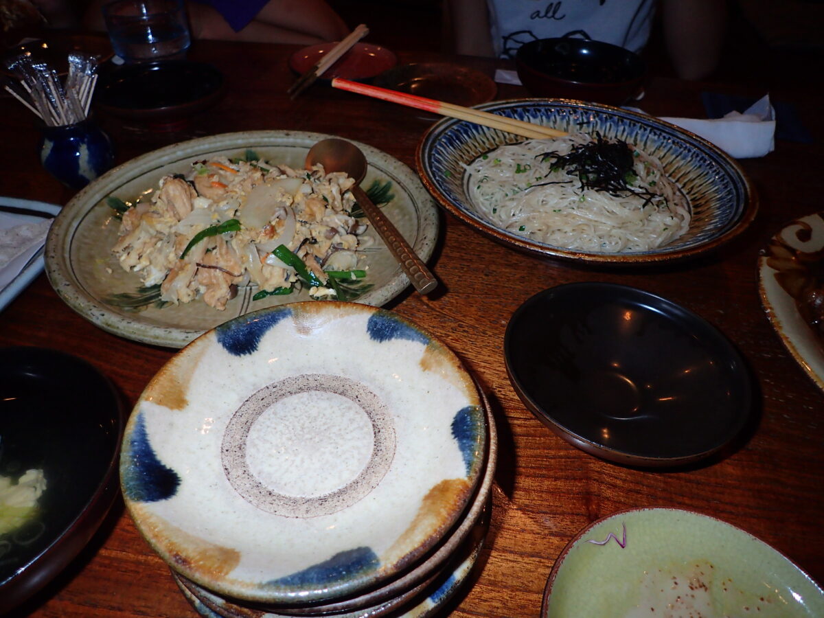 豆腐チャンプルーとそーみんチャンプルー