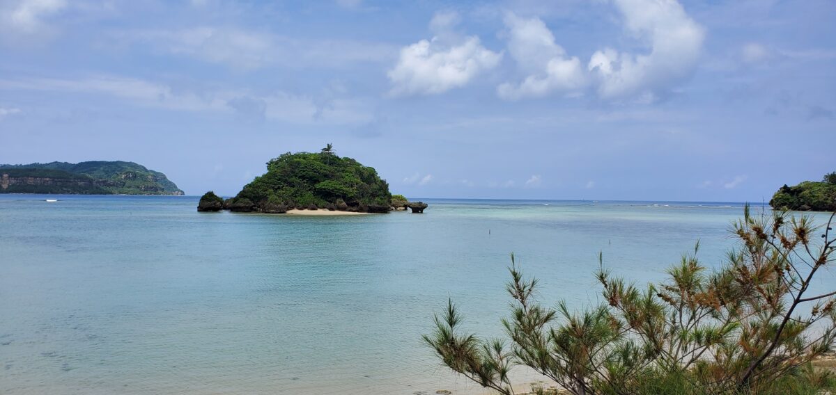 まるまぼんさん岩