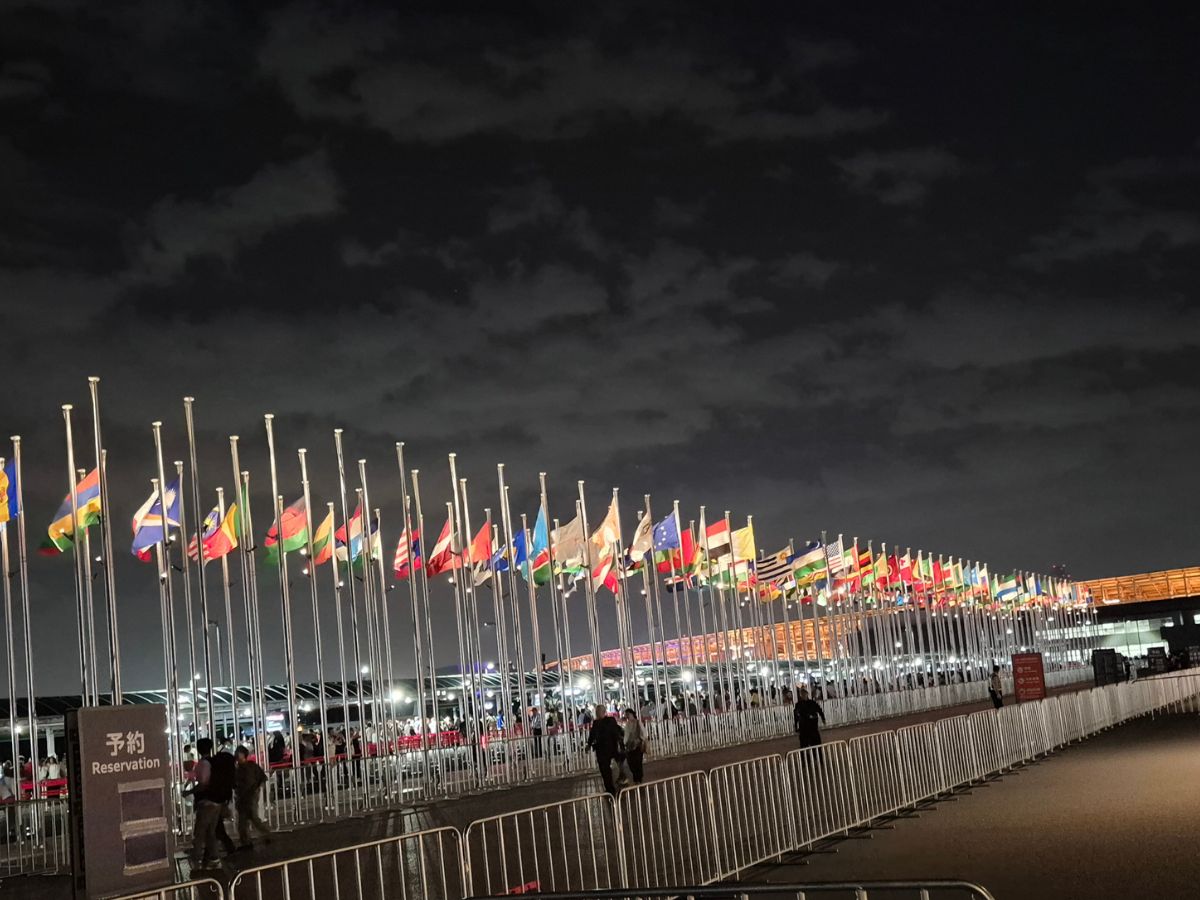 西ゲートバス乗り場